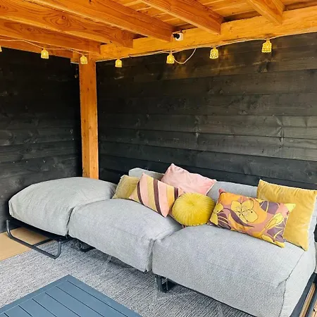 Stayatsas Pippa Grote Omheinde Tuin, Gebruik Zwembad, Stijlvol Ingericht, Middenin Het Bos Met Veel Privacy, Restaurant Op Park Ferienhaus