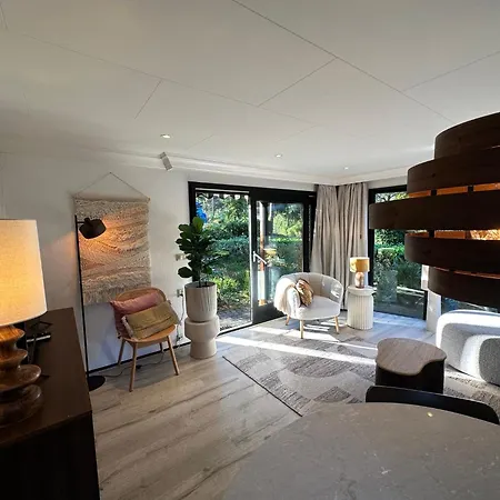 Ferienhaus Stayatsas Pippa Grote Omheinde Tuin, Gebruik Zwembad, Stijlvol Ingericht, Middenin Het Bos Met Veel Privacy, Restaurant Op Park *