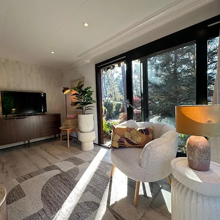 Stayatsas Pippa Grote Omheinde Tuin, Gebruik Zwembad, Stijlvol Ingericht, Middenin Het Bos Met Veel Privacy, Restaurant Op Park Ferienhaus *