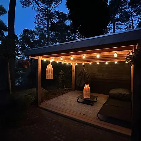 Stayatsas Pippa Grote Omheinde Tuin, Gebruik Zwembad, Stijlvol Ingericht, Middenin Het Bos Met Veel Privacy, Restaurant Op Park Holiday home Doornspijk