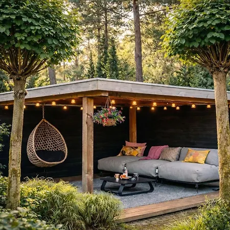 Stayatsas Pippa, Luxe Boshuis Met Grote Omheinde Tuin Aan Vijver Vakantiehuis *