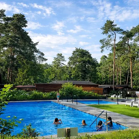 Stayatsas Pippa, Luxe Boshuis Met Grote Omheinde Tuin Aan Vijver Vakantiehuis