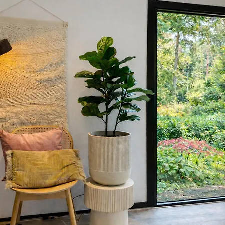 Stayatsas Pippa, Luxe Boshuis Met Grote Omheinde Tuin Aan Vijver Vakantiehuis