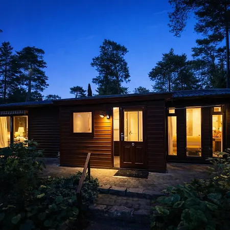 Stayatsas Pippa, Luxe Boshuis Met Grote Omheinde Tuin Aan Vijver * Doornspijk