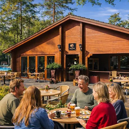 Stayatsas Pippa, Luxe Boshuis Met Grote Omheinde Tuin Aan Vijver Vakantiehuis *