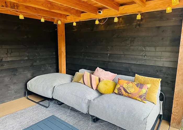 Stayatsas Pippa Grote Omheinde Tuin, Gebruik Zwembad, Stijlvol Ingericht, Middenin Het Bos Met Veel Privacy, Restaurant Op Park Сasa de vacaciones