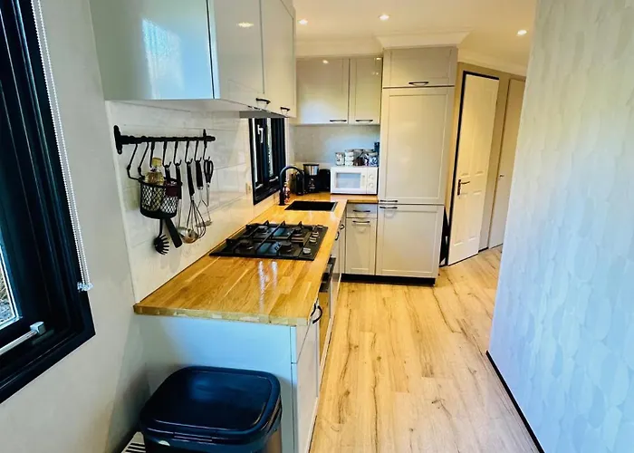 Сasa de vacaciones Stayatsas Pippa Grote Omheinde Tuin, Gebruik Zwembad, Stijlvol Ingericht, Middenin Het Bos Met Veel Privacy, Restaurant Op Park