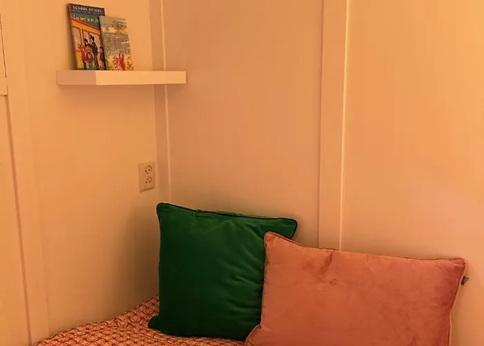 Stayatsas Pippa Grote Omheinde Tuin, Gebruik Zwembad, Stijlvol Ingericht, Middenin Het Bos Met Veel Privacy, Restaurant Op Park Сasa de vacaciones Doornspijk