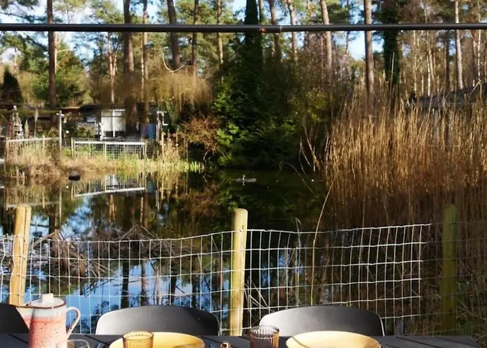 Сasa de vacaciones Stayatsas Pippa Grote Omheinde Tuin, Gebruik Zwembad, Stijlvol Ingericht, Middenin Het Bos Met Veel Privacy, Restaurant Op Park Doornspijk