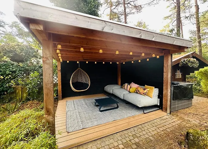 Дом отдыха Stayatsas Pippa Grote Omheinde Tuin, Gebruik Zwembad, Stijlvol Ingericht, Middenin Het Bos Met Veel Privacy, Restaurant Op Park Doornspijk