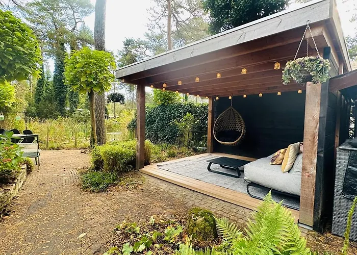 Дом отдыха Stayatsas Pippa Grote Omheinde Tuin, Gebruik Zwembad, Stijlvol Ingericht, Middenin Het Bos Met Veel Privacy, Restaurant Op Park *