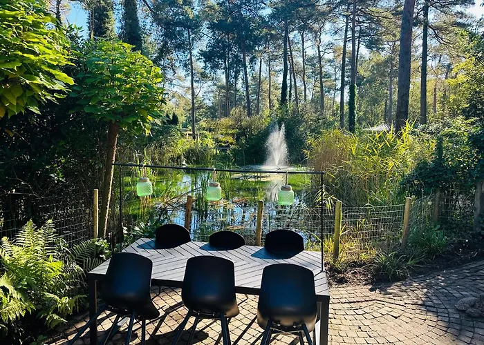 Stayatsas Pippa Grote Omheinde Tuin, Gebruik Zwembad, Stijlvol Ingericht, Middenin Het Bos Met Veel Privacy, Restaurant Op Park Дом отдыха