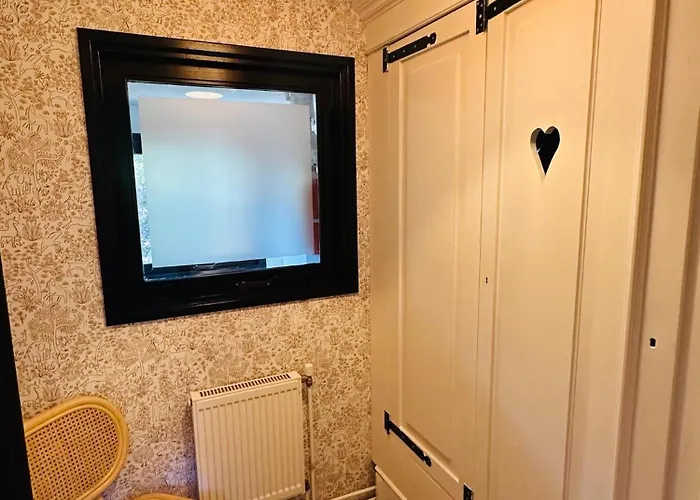 Дом отдыха Stayatsas Pippa Grote Omheinde Tuin, Gebruik Zwembad, Stijlvol Ingericht, Middenin Het Bos Met Veel Privacy, Restaurant Op Park Doornspijk