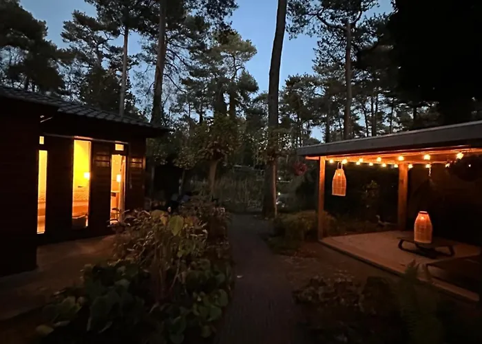 Дом отдыха Stayatsas Pippa Grote Omheinde Tuin, Gebruik Zwembad, Stijlvol Ingericht, Middenin Het Bos Met Veel Privacy, Restaurant Op Park *