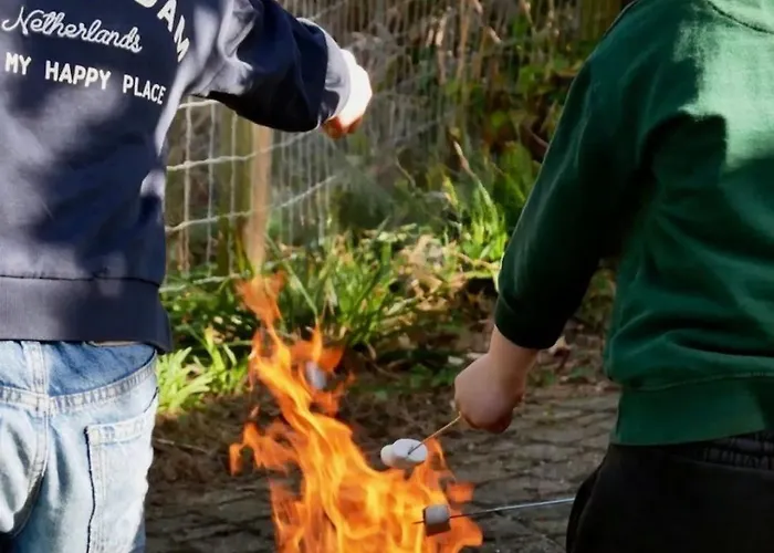 Stayatsas Pippa Grote Omheinde Tuin, Gebruik Zwembad, Stijlvol Ingericht, Middenin Het Bos Met Veel Privacy, Restaurant Op Park *