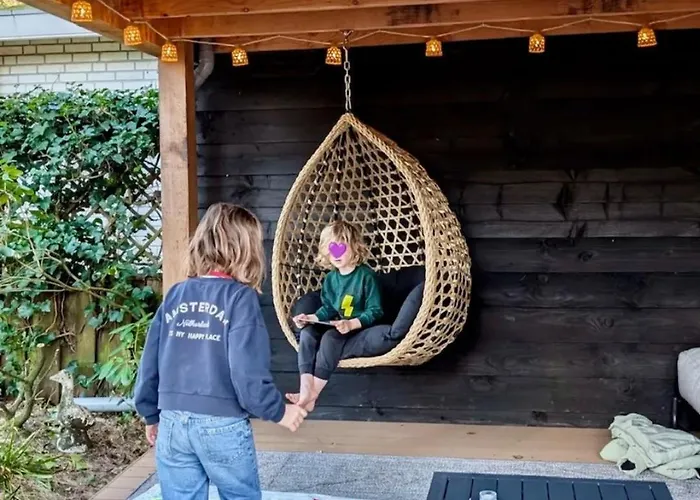 Дом отдыха Stayatsas Pippa Grote Omheinde Tuin, Gebruik Zwembad, Stijlvol Ingericht, Middenin Het Bos Met Veel Privacy, Restaurant Op Park Doornspijk