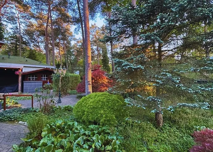 Stayatsas Pippa Grote Omheinde Tuin, Gebruik Zwembad, Stijlvol Ingericht, Middenin Het Bos Met Veel Privacy, Restaurant Op Park Дом отдыха *